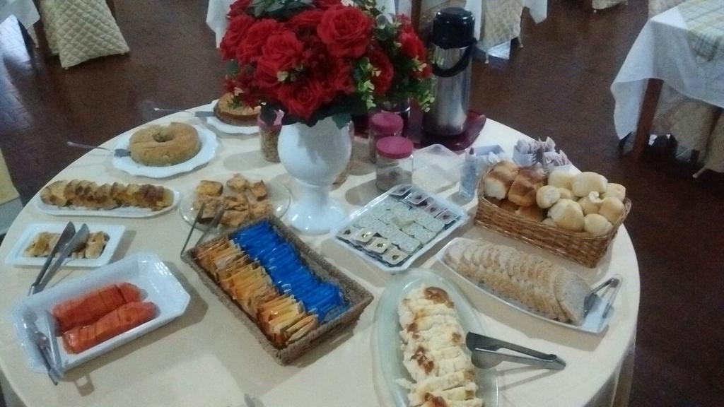 Ribeirao Grande Hotel ฮิเบเราเปรโต ภายนอก รูปภาพ